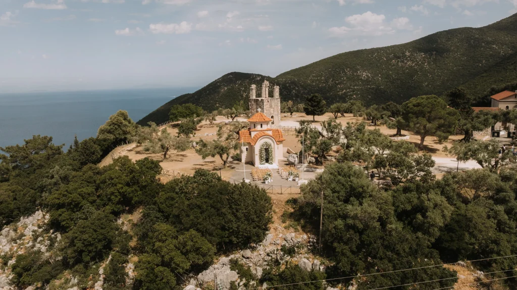 wedding in kefalonia in monastery of theotokos